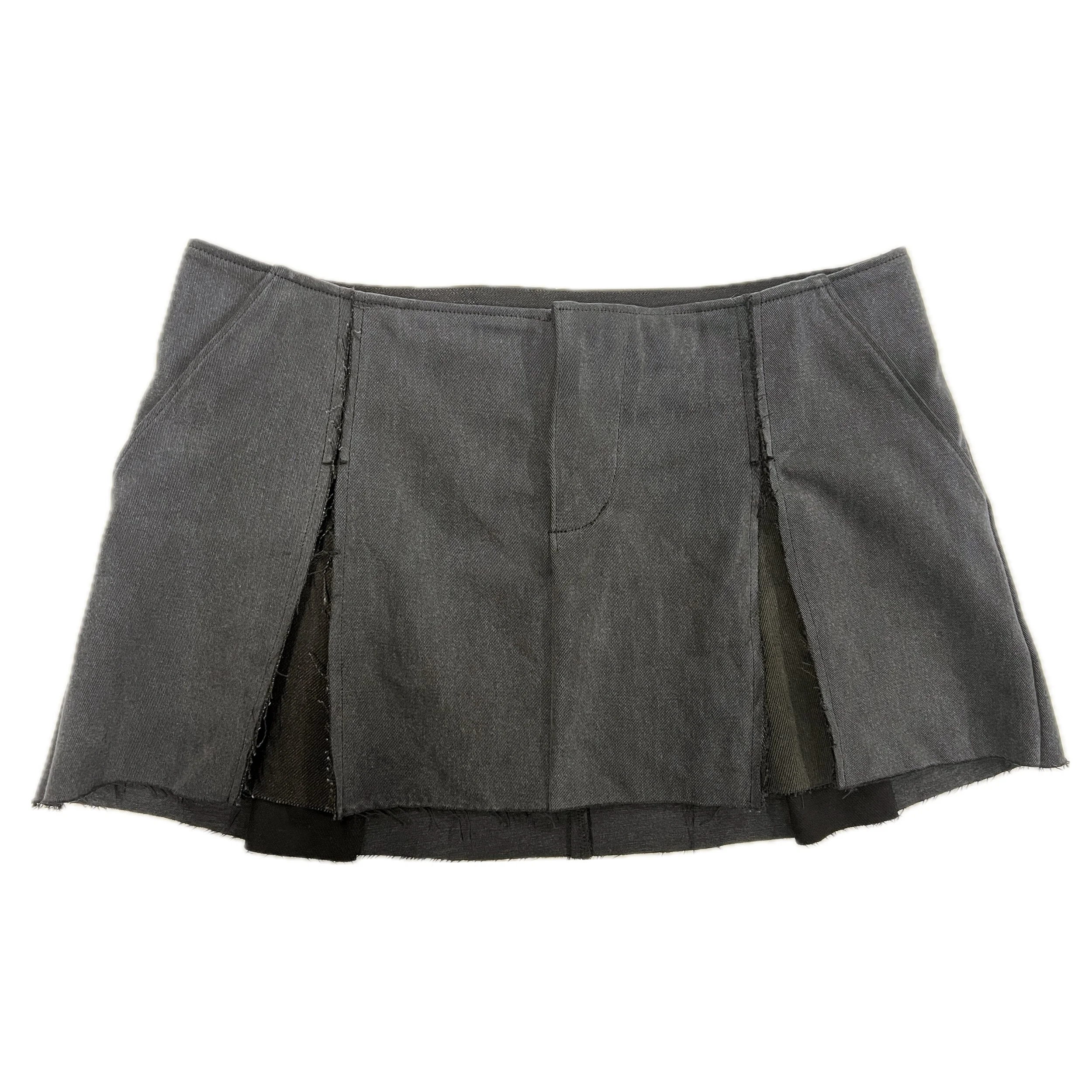 ★E.B.M★ Pleated A-line mini skirt EMP3WSK030 THE MINI PLEAT SKIRT — Helena Eisenhart
